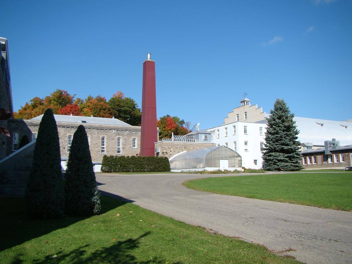 Auberge De L'Abbaye D'Oka Exteriör bild